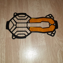 Carica l'immagine nel visualizzatore di Gallery, protezione faro in metallo con lente colorata