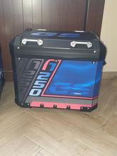 Carica l'immagine nel visualizzatore di Gallery, rivestimento valigie alu 2° serie modello trophy