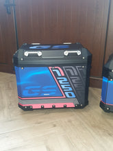 Carica l'immagine nel visualizzatore di Gallery, rivestimento valigie alu 2° serie modello trophy