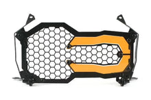 Carica l'immagine nel visualizzatore di Gallery, protezione faro ferro e plexiglass pmma e lente colorata