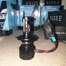 Carica l&#39;immagine nel visualizzatore di Gallery, lampade led h4 6000k
