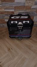 Carica l&#39;immagine nel visualizzatore di Gallery, rivestimento valigie alu 2° modello gs 1250 lc RALLYE 2021
