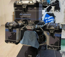Carica l&#39;immagine nel visualizzatore di Gallery, rivestimento valigie alu 2° modello gs 1200 lc rallye
